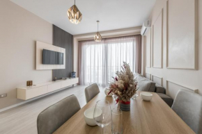 Luxurious Panoramic Apartment